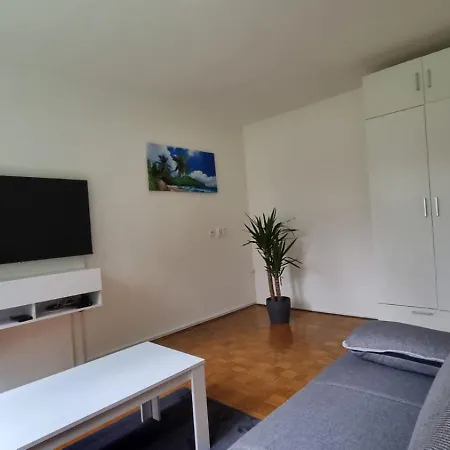 Апартаменты Free Parking Apartma Aurora Любляна